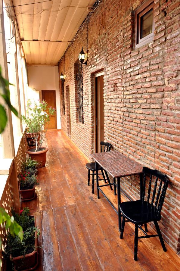 Atlant Hotel Tbilisi Exterior photo
